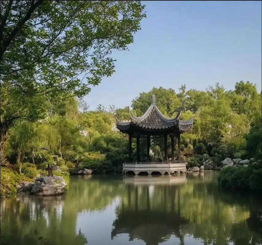 金平区雨珍零售有限公司